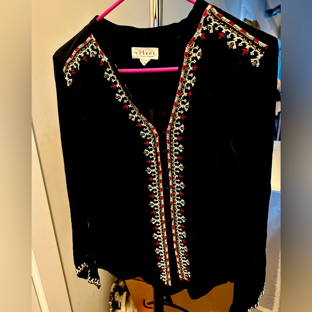 Sheer-ish Black top with embroidered detailing on the front, sleeves & back. XS